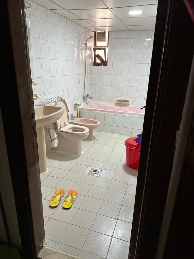 Apartment Only Male Gender Royal Luxury Partition Small